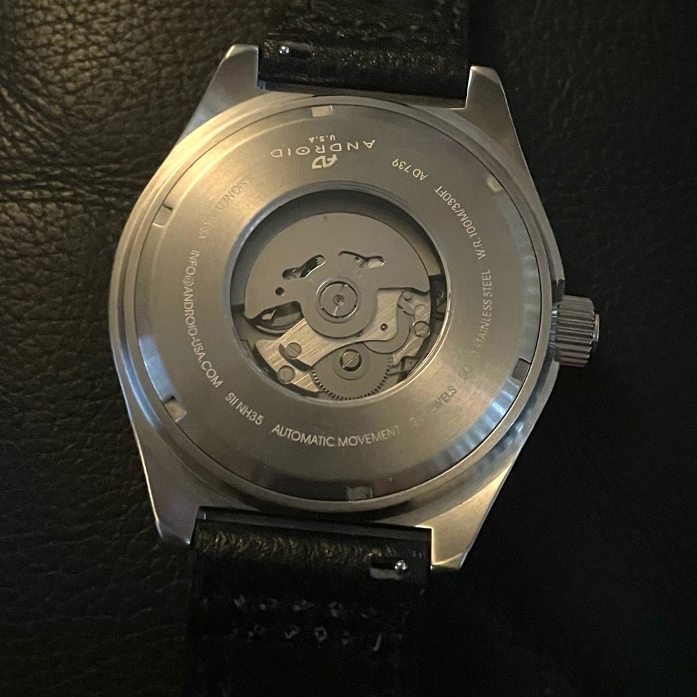 Android Rare Automatic Rotator Spinner Leather Me… - image 4